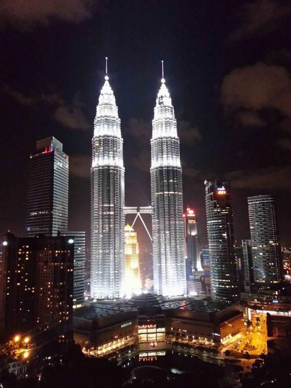 Soho Suites Klcc By 21 Century Travel كوالالمبور المظهر الخارجي الصورة